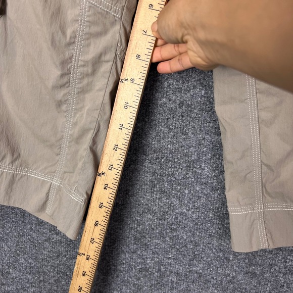 Kuhl Womens Cargo Capris Tan Hiking Outdoor Pants Size 4 Khaki Cropped - Picture 6 of 10